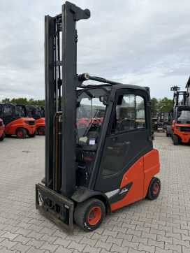 Wózki widłowe używane LINDE H20D-01 DIESEL VIERRADFRONTSTAPLER (13043290) backdrop