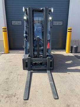 Wózki widłowe używane LINDE H20D/391 DIESEL VIERRADFRONTSTAPLER (12797849)