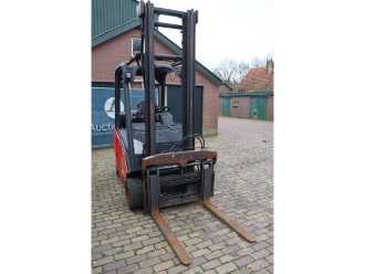 Wózki widłowe używane LINDE H20T-01 GAS VIERRADFRONTSTAPLER (13041395)