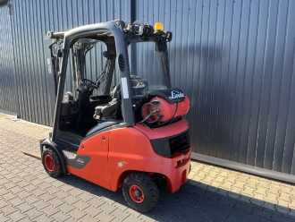 Wózki widłowe używane LINDE H20T-01 GAS VIERRADFRONTSTAPLER (13065962)