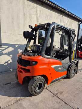 Wózki widłowe używane LINDE H25 GAS VIERRADFRONTSTAPLER (12971717)