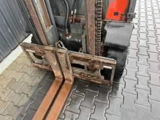 Wózki widłowe używane LINDE H25D-01 DIESEL VIERRADFRONTSTAPLER (13044623)