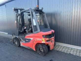 Wózki widłowe używane LINDE H25D-01 DIESEL VIERRADFRONTSTAPLER (13074889)