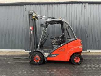 Wózki widłowe używane LINDE H25D-02/600 DIESEL VIERRADFRONTSTAPLER (13044624)