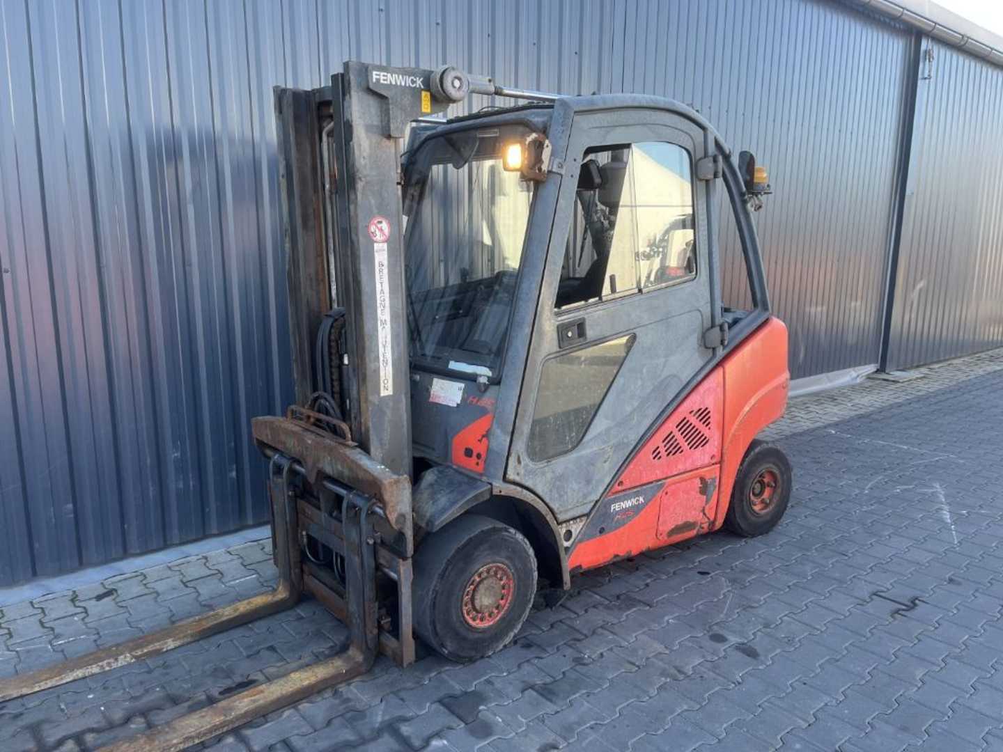 Wózki widłowe używane LINDE H25D-02 DIESEL VIERRADFRONTSTAPLER (13034855)