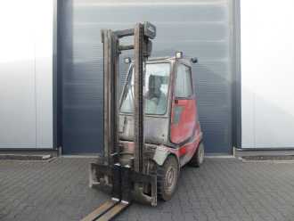 Wózki widłowe używane LINDE H25D-03 DIESEL VIERRADFRONTSTAPLER (13067155) backdrop