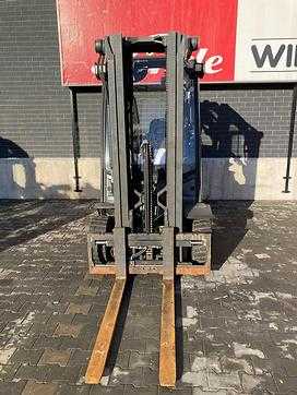 Wózki widłowe używane LINDE H25D/1202 DIESEL VIERRADFRONTSTAPLER (12783341)