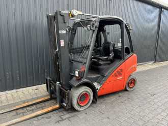 Wózki widłowe używane LINDE H25T-02 GAS VIERRADFRONTSTAPLER (13062483) backdrop