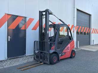 Wózki widłowe używane LINDE H25T-02 GAS VIERRADFRONTSTAPLER (13064488) backdrop