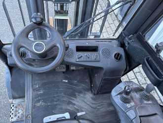 Wózki widłowe używane LINDE H25T-02 GAS VIERRADFRONTSTAPLER (13064489)