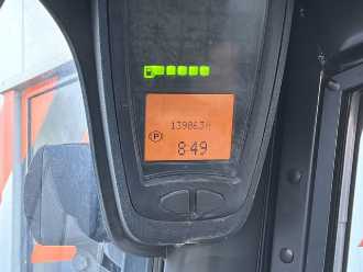 Wózki widłowe używane LINDE H25T-02 GAS VIERRADFRONTSTAPLER (13064489)
