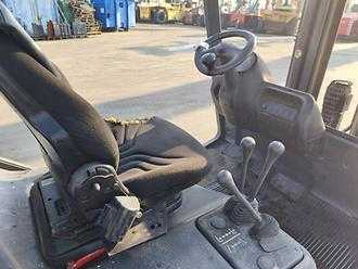 Wózki widłowe używane LINDE H30D DIESEL VIERRADFRONTSTAPLER (13007800)