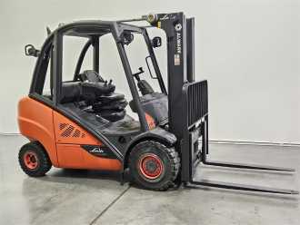 Wózki widłowe używane LINDE H30D DIESEL VIERRADFRONTSTAPLER (13038561) backdrop