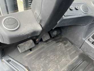 Wózki widłowe używane LINDE H30T-01 GAS VIERRADFRONTSTAPLER (13069218)