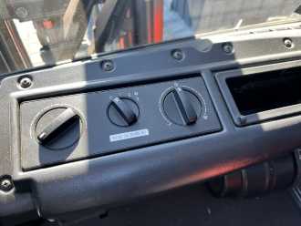 Wózki widłowe używane LINDE H30T-02 GAS VIERRADFRONTSTAPLER (13038464)