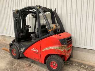 Wózki widłowe używane LINDE H30T BR393 GAS VIERRADFRONTSTAPLER (13075079)