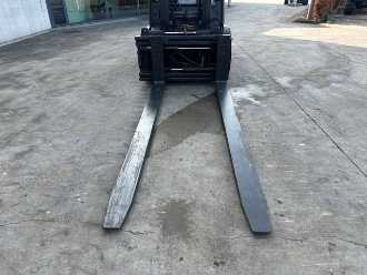 Wózki widłowe używane LINDE H35D-01 DIESEL VIERRADFRONTSTAPLER (13038379)