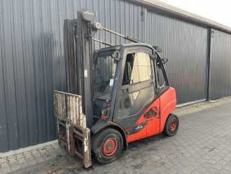 Wózki widłowe używane LINDE H35D-02 DIESEL VIERRADFRONTSTAPLER (13028722) backdrop
