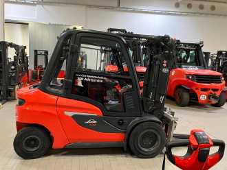 Wózki widłowe używane LINDE H35D DIESEL VIERRADFRONTSTAPLER (12972145)