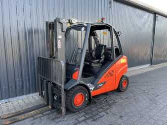 Wózki widłowe używane LINDE H35T-02 GAS VIERRADFRONTSTAPLER (13066812) backdrop