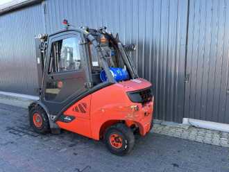 Wózki widłowe używane LINDE H35T-02 GAS VIERRADFRONTSTAPLER (13070471)