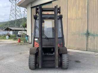 Wózki widłowe używane LINDE H40D-01 DIESEL VIERRADFRONTSTAPLER (13036481)