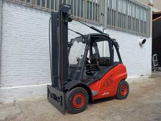 Wózki widłowe używane LINDE H40D DIESEL VIERRADFRONTSTAPLER (13040231) backdrop
