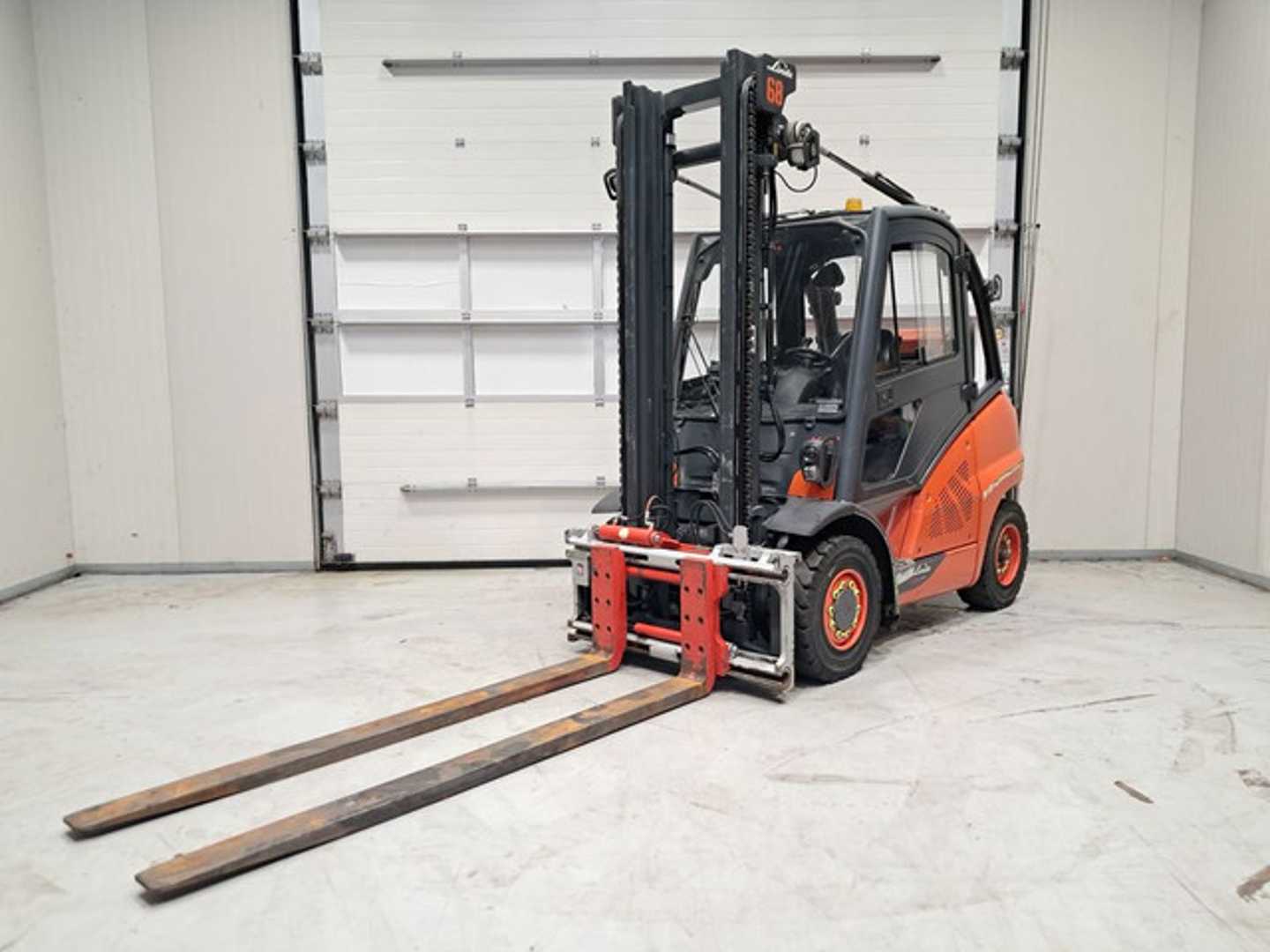 Wózki widłowe używane LINDE H40T-02 GAS VIERRADFRONTSTAPLER (12921360)