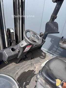 Wózki widłowe używane LINDE H40T EVO GAS VIERRADFRONTSTAPLER (13065872)