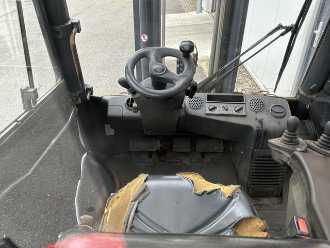 Wózki widłowe używane LINDE H45D-01 DIESEL VIERRADFRONTSTAPLER (13075313)