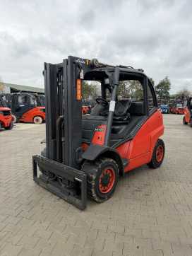Wózki widłowe używane LINDE H45D Containerfähig DIESEL VIERRADFRONTSTAPLER (13075334) backdrop