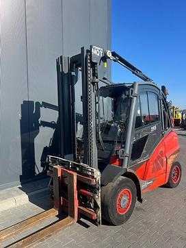 Wózki widłowe używane LINDE H50T-02 GAS VIERRADFRONTSTAPLER (13027611)