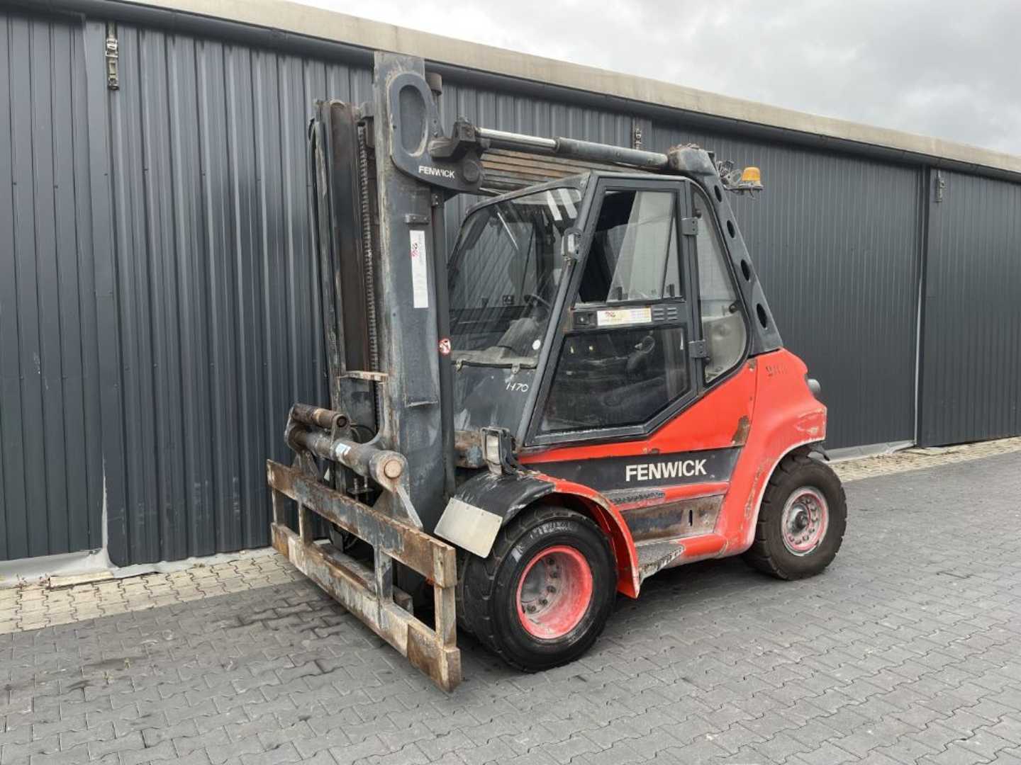Wózki widłowe używane LINDE H70D-01 DIESEL VIERRADFRONTSTAPLER (13059313)