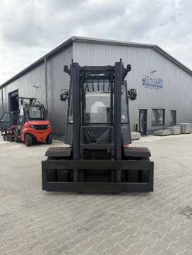 Wózki widłowe używane LINDE H80D-02 DIESEL VIERRADFRONTSTAPLER (13066511)