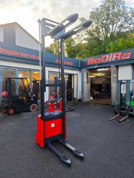 Wózki widłowe używane LINDE L 12 ELEKTRO HOCHHUBWAGENDEICHSEL (12908558)