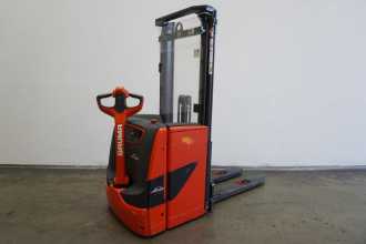 Wózki widłowe używane LINDE L 14 1173 ELEKTRO HOCHHUBWAGENDEICHSEL (13069883) backdrop