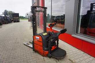 Wózki widłowe używane LINDE L 14 AP ELEKTRO HOCHHUBWAGENFAHRERSTAND (12976403)