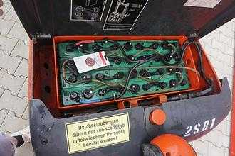 Wózki widłowe używane LINDE L 14 AP ELEKTRO HOCHHUBWAGENFAHRERSTAND (12976403)