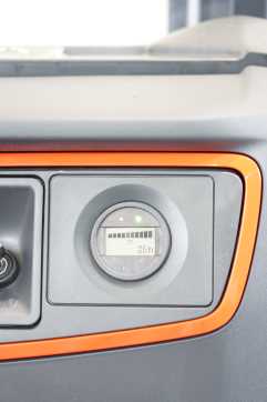 Wózki widłowe używane LINDE L 14 B 4596 ELEKTRO HOCHHUBWAGENDEICHSEL (13041203)