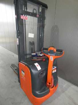 Wózki widłowe używane LINDE L14 ELEKTRO HOCHHUBWAGENDEICHSEL (13076014)