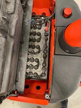 Wózki widłowe używane LINDE L14P/1169 ELEKTRO HOCHHUBWAGENFAHRERSTAND (12818957)