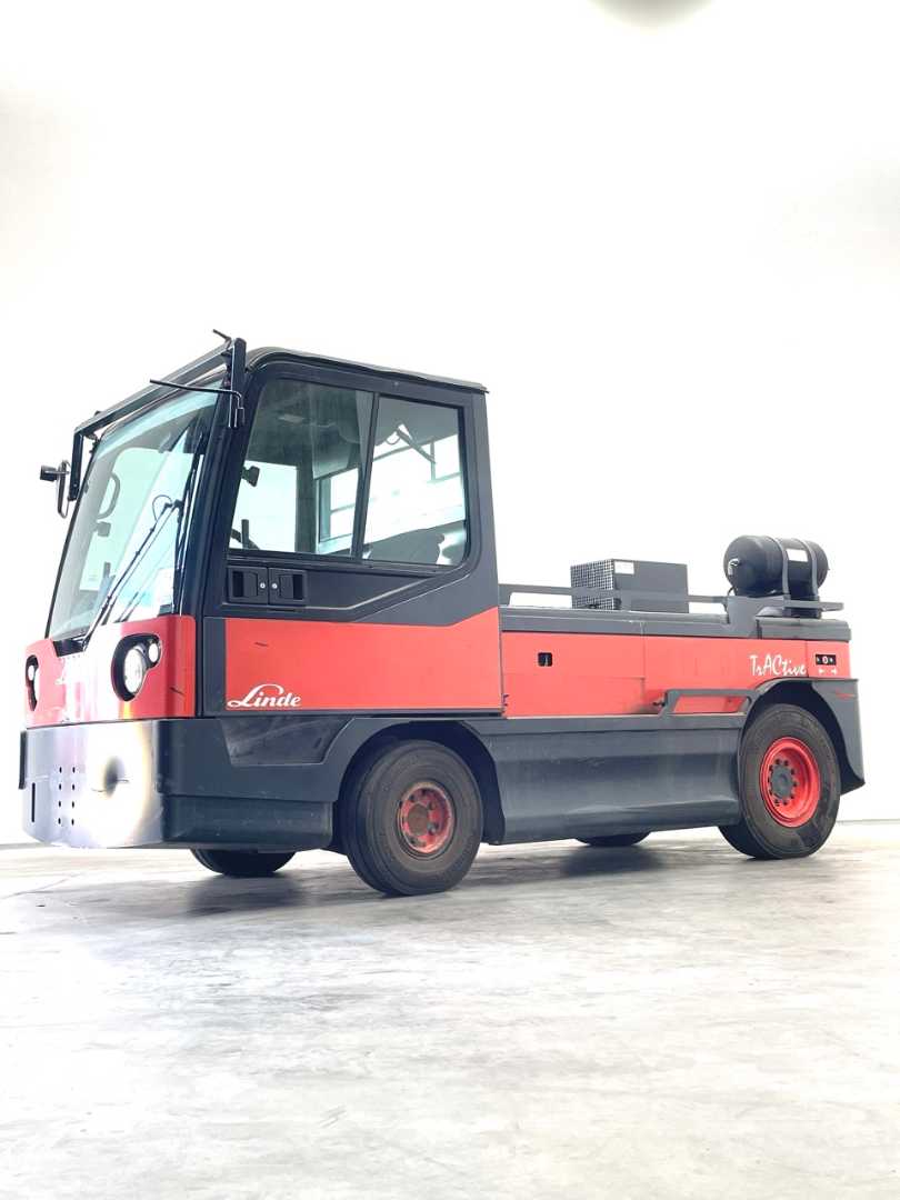 Wózki widłowe używane LINDE P250 ELEKTRO SCHLEPPER (12889793)