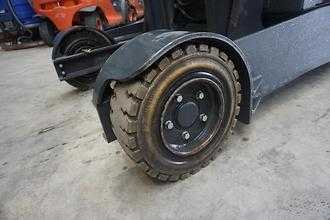 Wózki widłowe używane LINDE R 14G-01 - 2019er ELEKTRO SCHUBMASTSTAPLER (13031828)