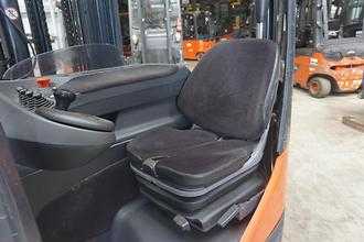 Wózki widłowe używane LINDE R 16-01 - 2019er ELEKTRO SCHUBMASTSTAPLER (13034744)