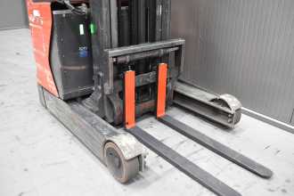 Wózki widłowe używane LINDE R 16 - 01 /58874/ ELEKTRO SCHUBMASTSTAPLER (13074569)