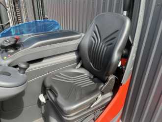 Wózki widłowe używane LINDE R14 ELEKTRO SCHUBMASTSTAPLER (13061235)