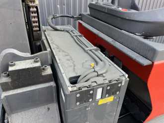 Wózki widłowe używane LINDE R14HD-01 ELEKTRO SCHUBMASTSTAPLER (13072651)