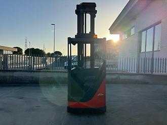 Wózki widłowe używane LINDE R16N ELEKTRO SCHUBMASTSTAPLER (13075016)