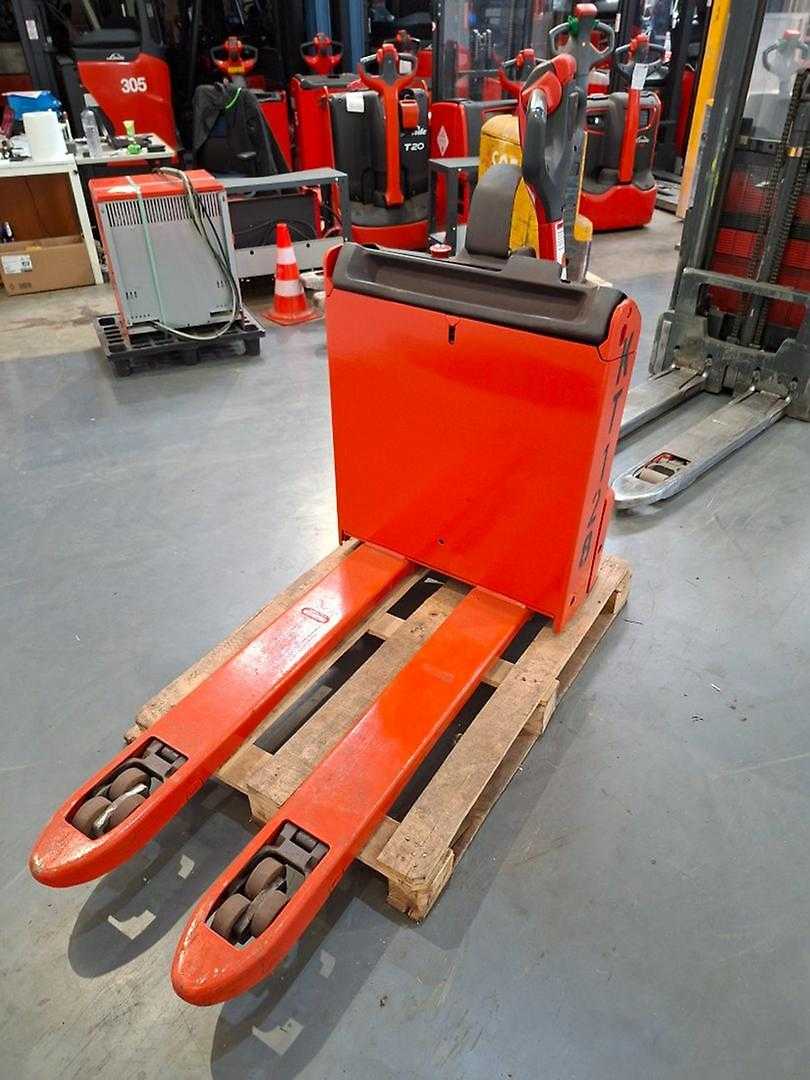 Wózki widłowe używane LINDE T14 ELEKTRO NIEDERHUBWAGENDEICHSEL (13053011)