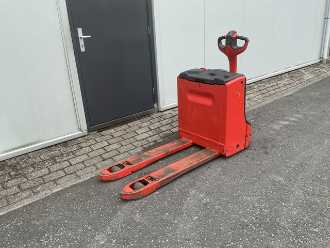 Wózki widłowe używane LINDE T16 ELEKTRO NIEDERHUBWAGENSEMIELEKTRISCH (13041242) backdrop